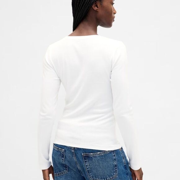 GAP Modern V-Neck T-Shirt White XL/T NWT IN PACKAGE - Picture 3 of 7